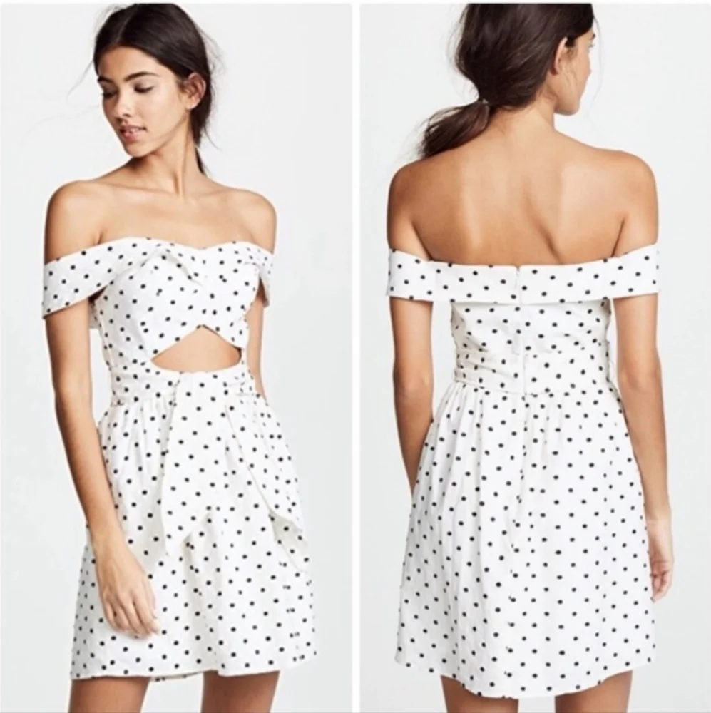 Wafy Capri Knot Cutout Minidress Size large NWT - Picture 2 of 6
